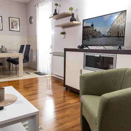 Apartman Gundulic Vinkovci Extérieur photo