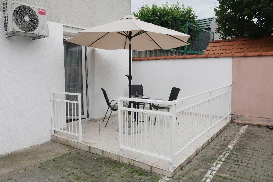 Apartman Gundulic Vinkovci Extérieur photo