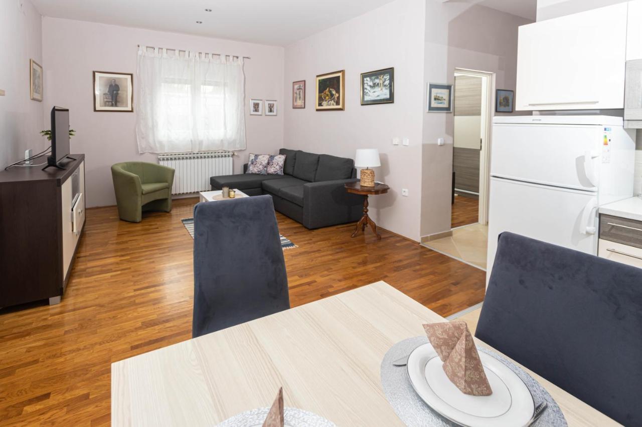 Apartman Gundulic Vinkovci Extérieur photo